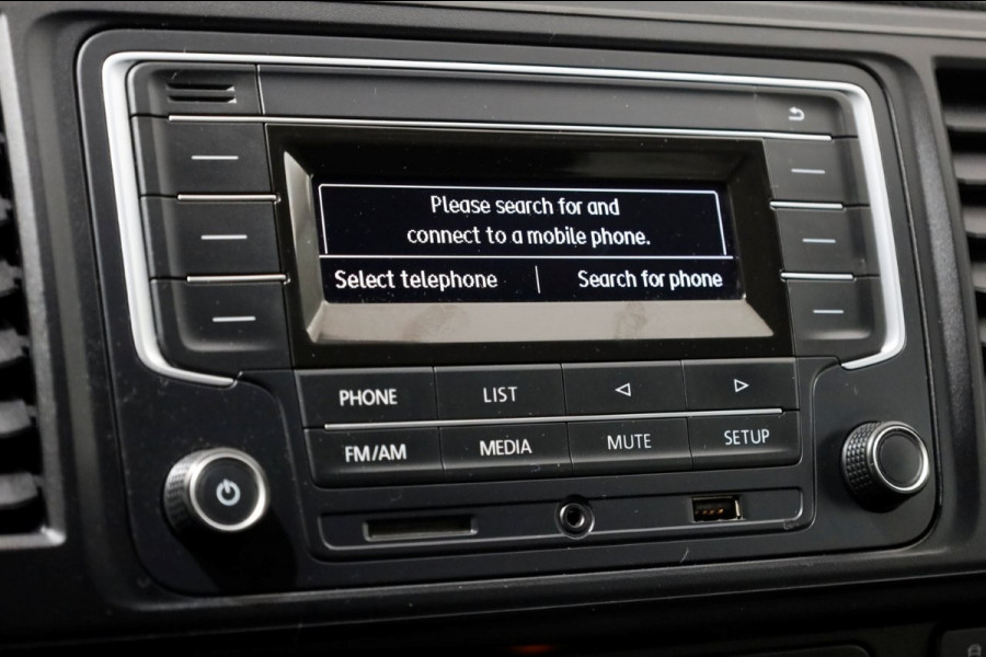 Volkswagen Transporter T6 2.0 TDI 102pk E6 Lang D.C. Trendline Airco/Cruise Control 06-2019