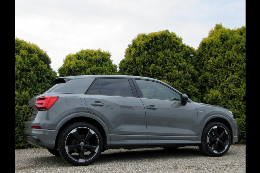 Audi Q2 35 TFSI S-Line Automaat*Leder*Camera*19 inch*