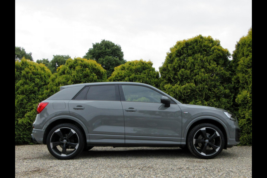 Audi Q2 35 TFSI S-Line Automaat*Leder*Camera*19 inch*