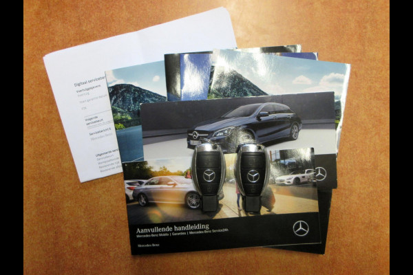 Mercedes-Benz CLA-Klasse Shooting Brake 180 AMG Night Ed. Automaat*Camera*Pano. dak*