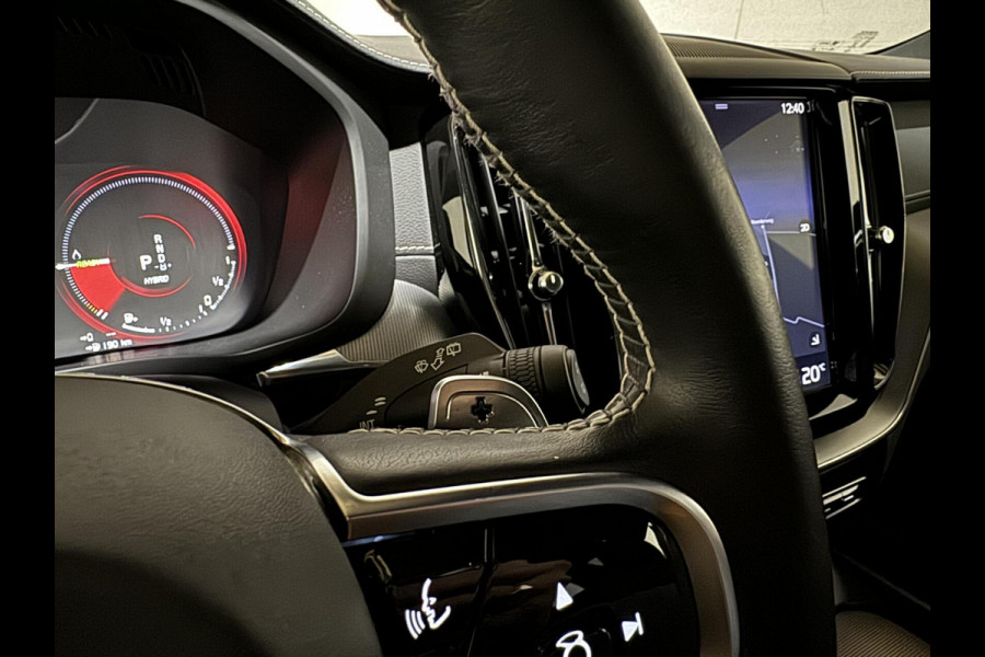 Volvo XC60 2.0 T8 AWD Polestar Engineered H/K Pano HUD ACC Trekh.