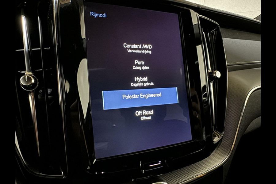 Volvo XC60 2.0 T8 AWD Polestar Engineered H/K Pano HUD ACC Trekh.