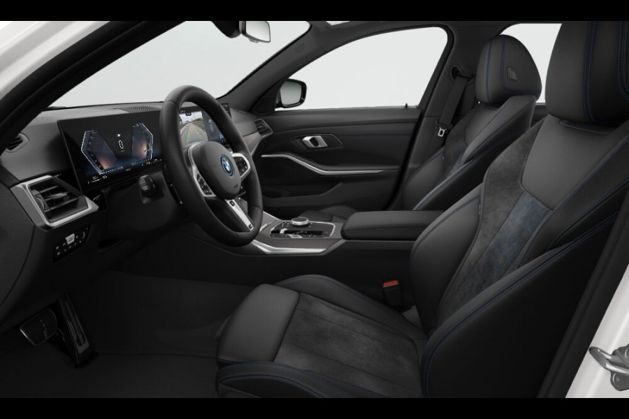 BMW 3 Serie Touring 330e M-Sport - ACC - Trekhaak - Hifi - Stuurwiel verwarmd - Camera