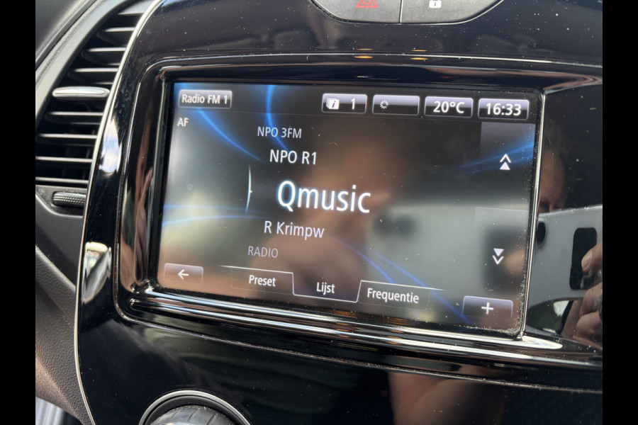 Renault Captur 0.9 TCe Intens KEYLESS/CARPLAY/NAVI/DAB/CLIMA/CRUISE/PDC/17INCH