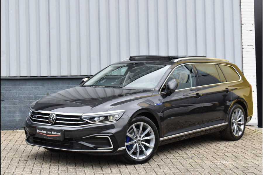 Volkswagen Passat Variant 1.4 TSI PHEV GTE 218 Pk Pano IQ Lights ACC Vol Lederen Sportstoelen 18 Inch