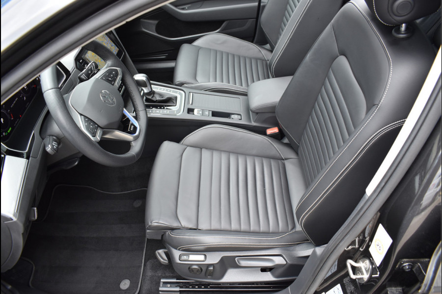 Volkswagen Passat Variant 1.4 TSI PHEV GTE 218 Pk Pano IQ Lights ACC Vol Lederen Sportstoelen 18 Inch