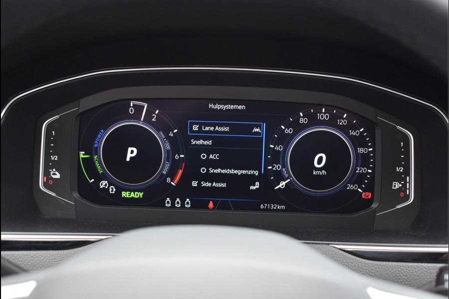 Volkswagen Passat Variant 1.4 TSI PHEV GTE 218 Pk Pano IQ Lights ACC Vol Lederen Sportstoelen 18 Inch