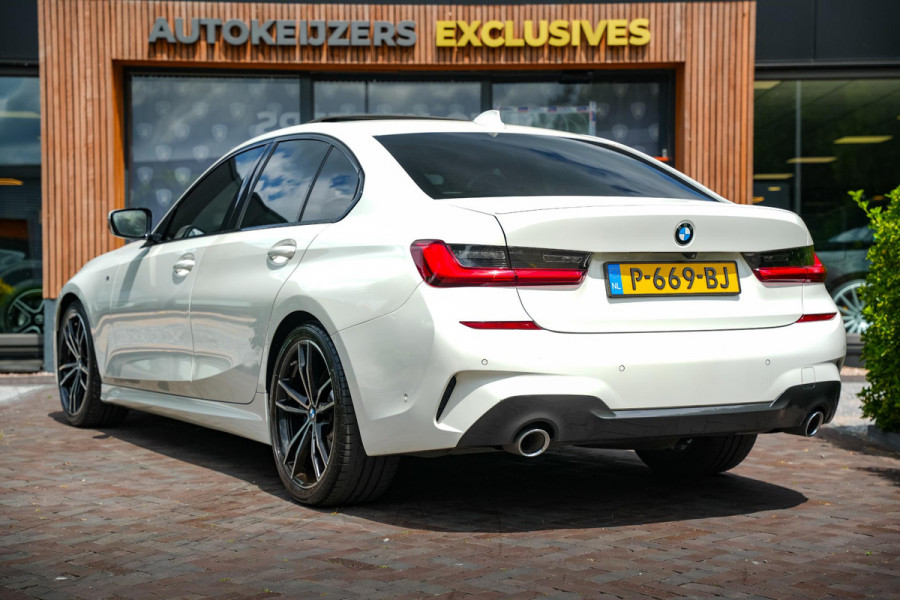 BMW 3-serie 320d High Executive Schuifdak ACC Harman Kardon Camera Leer M Pakket