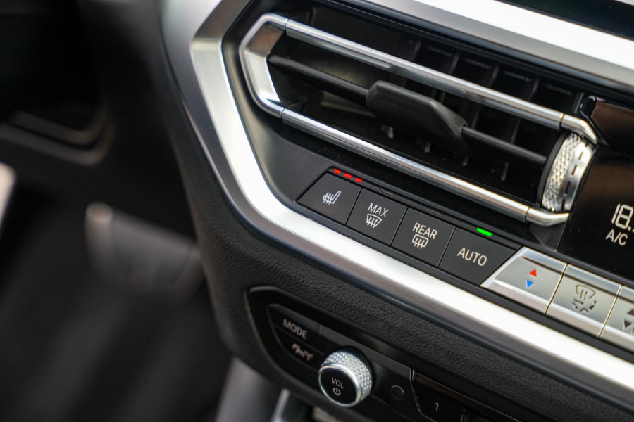 BMW 3-serie 320d High Executive Schuifdak ACC Harman Kardon Camera Leer M Pakket