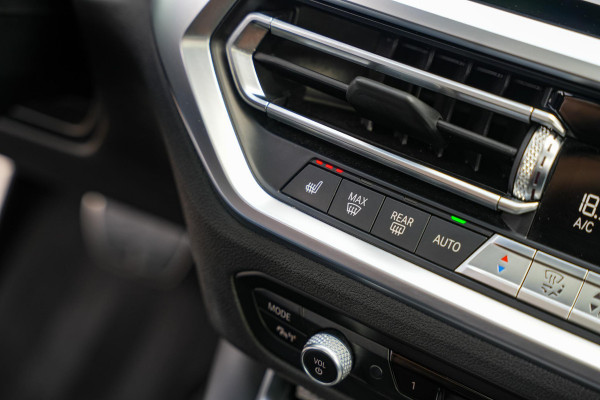 BMW 3-serie 320d High Executive Schuifdak ACC Harman Kardon Camera Leer M Pakket
