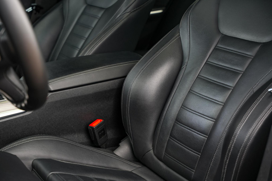 BMW 3-serie 320d High Executive Schuifdak ACC Harman Kardon Camera Leer M Pakket