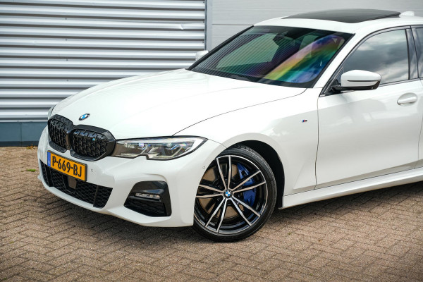 BMW 3-serie 320d High Executive Schuifdak ACC Harman Kardon Camera Leer M Pakket