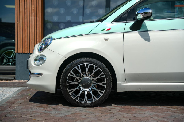 Fiat 500 0.9 TwinAir Turbo Collezione Panoramadak Airco Cruise Uconnect 16”LM Two Tone