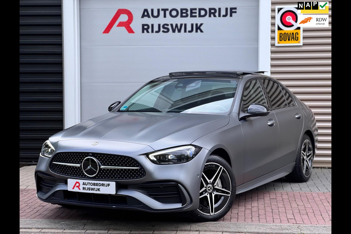 Mercedes-Benz C-Klasse 300 e AMG Line Memory/Pano/Dodehoek Mercedes-Benz C-Klasse 300 e AMG Line Memory/Pano/Dodehoek
