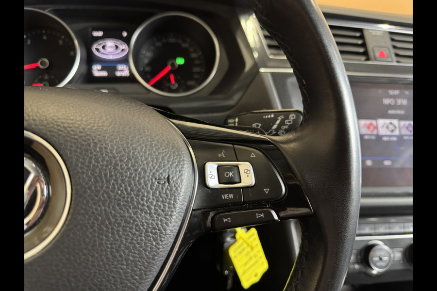 Volkswagen Tiguan Allspace 1.5 TSI Comfortline Business 7p. AUTOMAAT | NAVIGATIE | LEER |