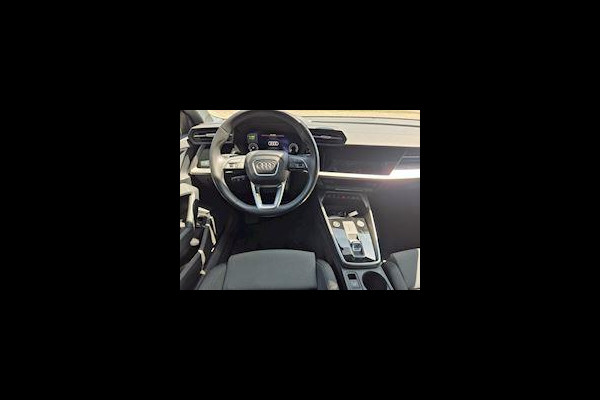 Audi A3 Sportback 40 TFSI e Advanced edition ,Vitueeldashbord,navigatie/camera.