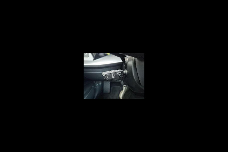 Audi A3 Sportback 40 TFSI e Advanced edition ,Vitueeldashbord,navigatie/camera.