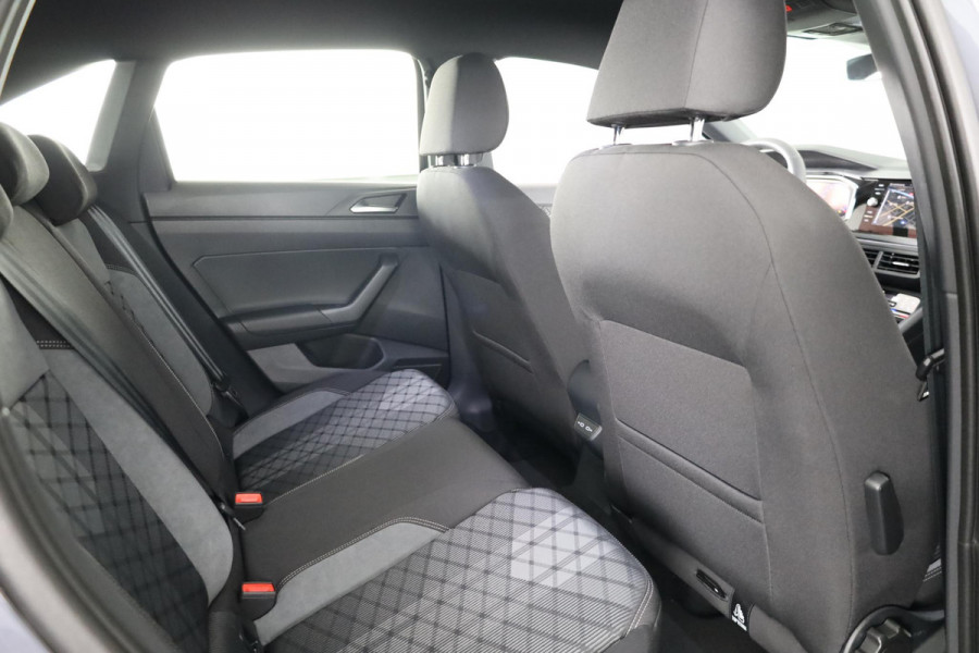 Volkswagen Taigo R-Line-Edition 1.0 85 kW / 116 pk TSI CUV 6 versn.
