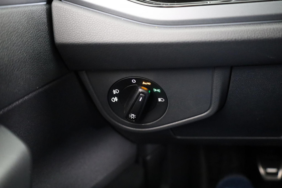 Volkswagen Taigo R-Line-Edition 1.0 85 kW / 116 pk TSI CUV 6 versn.