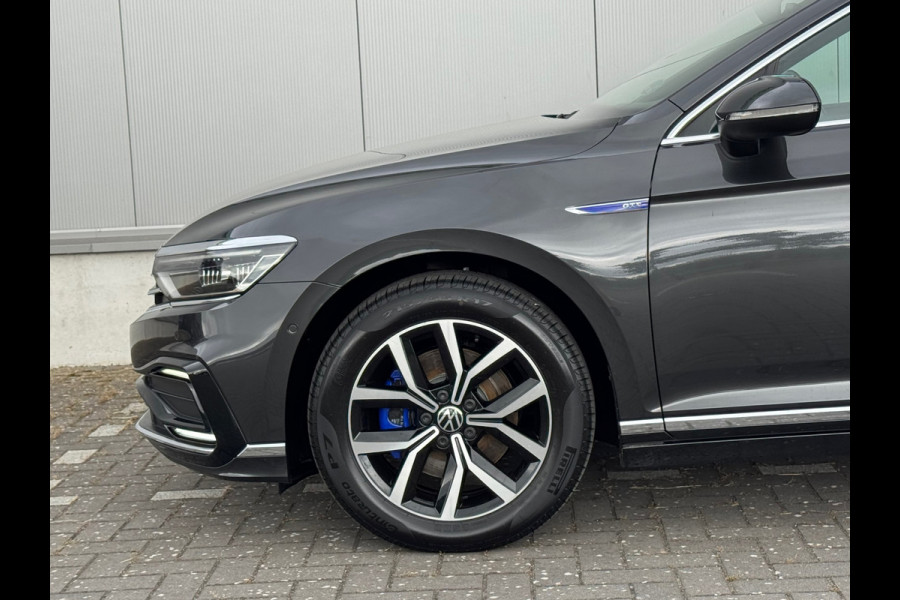 Volkswagen Passat Variant 1.4 TSI PHEV GTE * Sideassistent * Camera * Trekhaak *