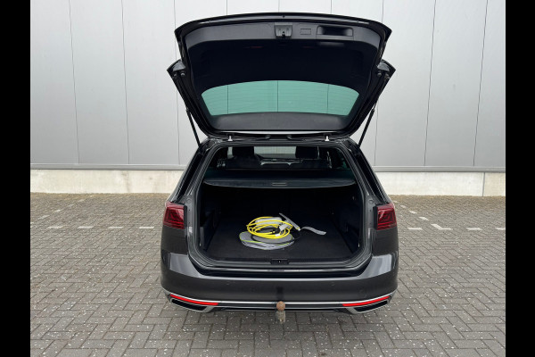 Volkswagen Passat Variant 1.4 TSI PHEV GTE * Sideassistent * Camera * Trekhaak *