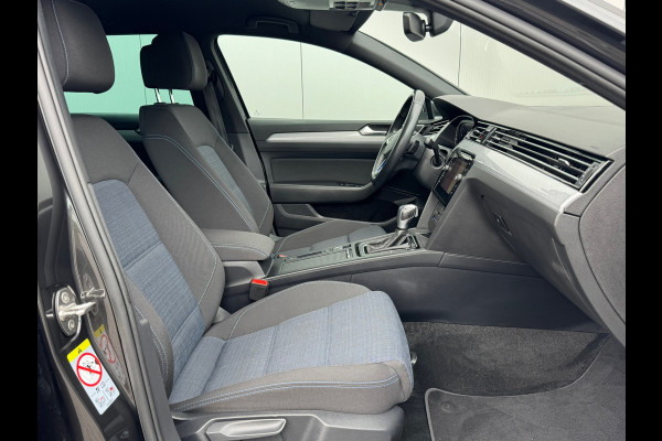 Volkswagen Passat Variant 1.4 TSI PHEV GTE * Sideassistent * Camera * Trekhaak *