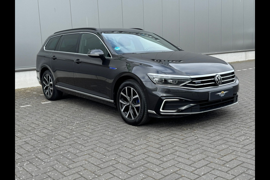 Volkswagen Passat Variant 1.4 TSI PHEV GTE * Sideassistent * Camera * Trekhaak *
