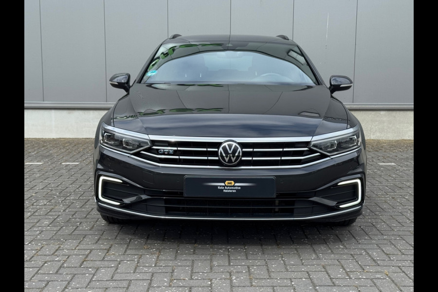 Volkswagen Passat Variant 1.4 TSI PHEV GTE * Sideassistent * Camera * Trekhaak *