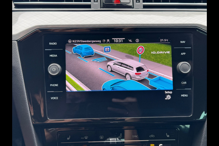 Volkswagen Passat Variant 1.4 TSI PHEV GTE * Sideassistent * Camera * Trekhaak *
