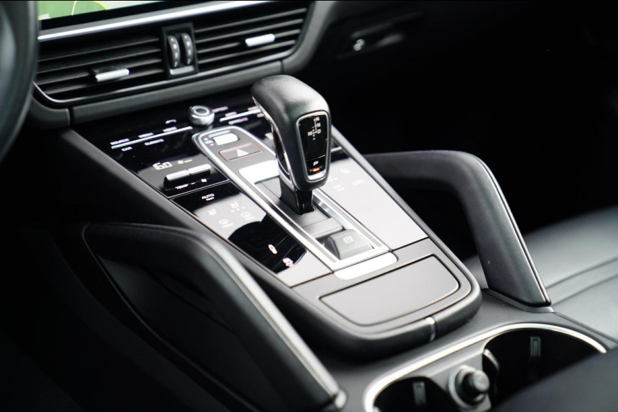 Porsche Cayenne 3.0 S | Panorama | Dealer onderhouden | 360 Camera | Stoelverkoeling | Sport onderstel | Bose Sound System | NAP