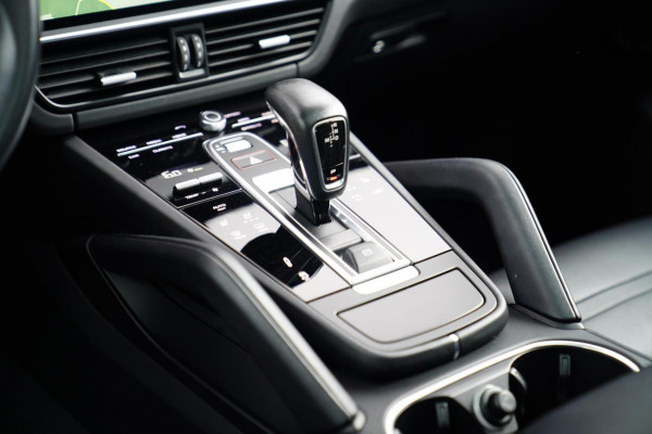 Porsche Cayenne 3.0 S | Panorama | Dealer onderhouden | 360 Camera | Stoelverkoeling | Sport onderstel | Bose Sound System | NAP