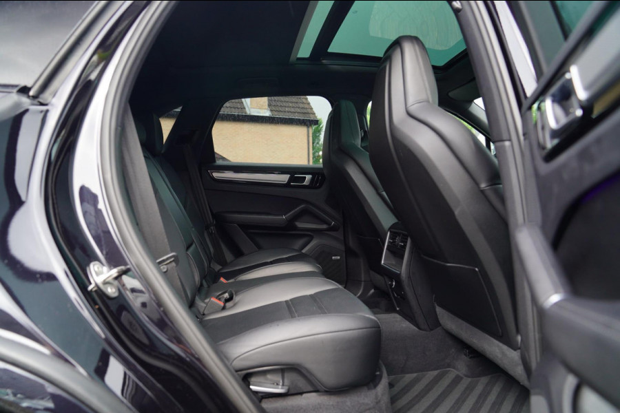Porsche Cayenne 3.0 S | Panorama | Dealer onderhouden | 360 Camera | Stoelverkoeling | Sport onderstel | Bose Sound System | NAP
