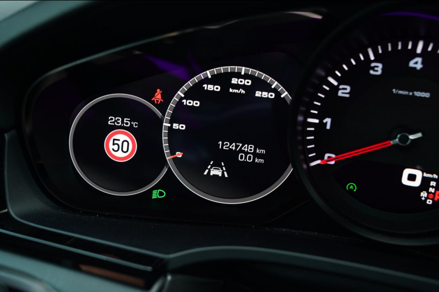 Porsche Cayenne 3.0 S | Panorama | Dealer onderhouden | 360 Camera | Stoelverkoeling | Sport onderstel | Bose Sound System | NAP