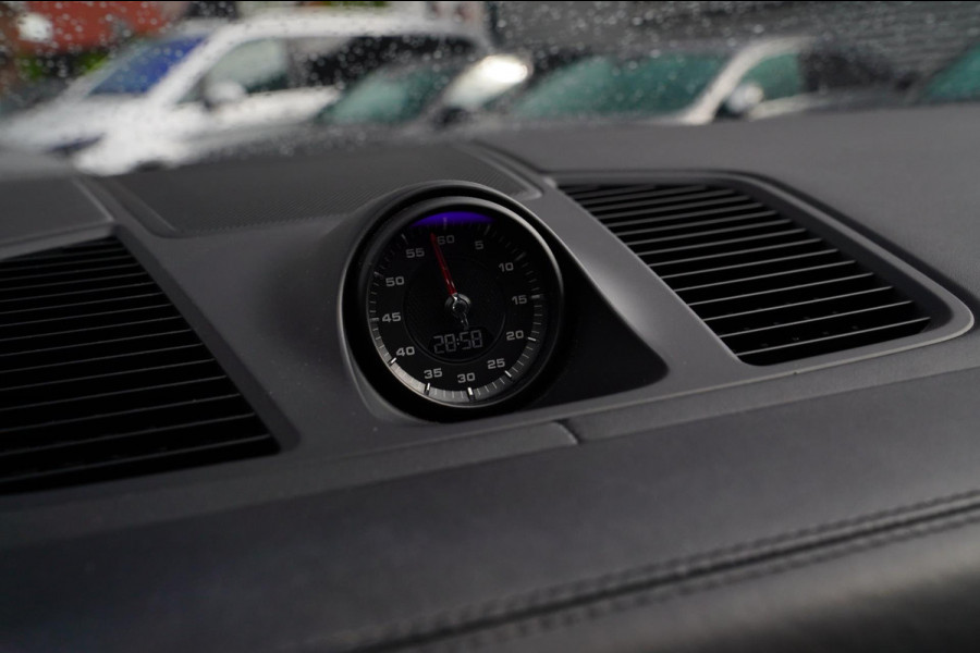 Porsche Cayenne 3.0 S | Panorama | Dealer onderhouden | 360 Camera | Stoelverkoeling | Sport onderstel | Bose Sound System | NAP