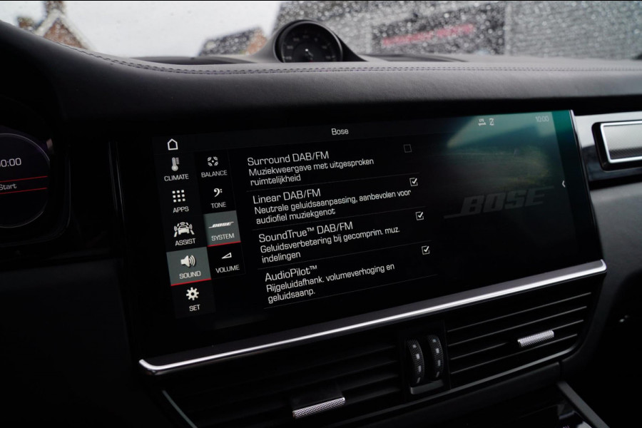 Porsche Cayenne 3.0 S | Panorama | Dealer onderhouden | 360 Camera | Stoelverkoeling | Sport onderstel | Bose Sound System | NAP