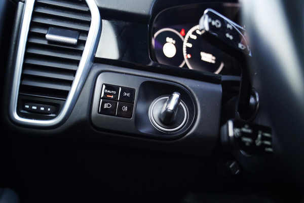 Porsche Cayenne 3.0 S | Panorama | Dealer onderhouden | 360 Camera | Stoelverkoeling | Sport onderstel | Bose Sound System | NAP