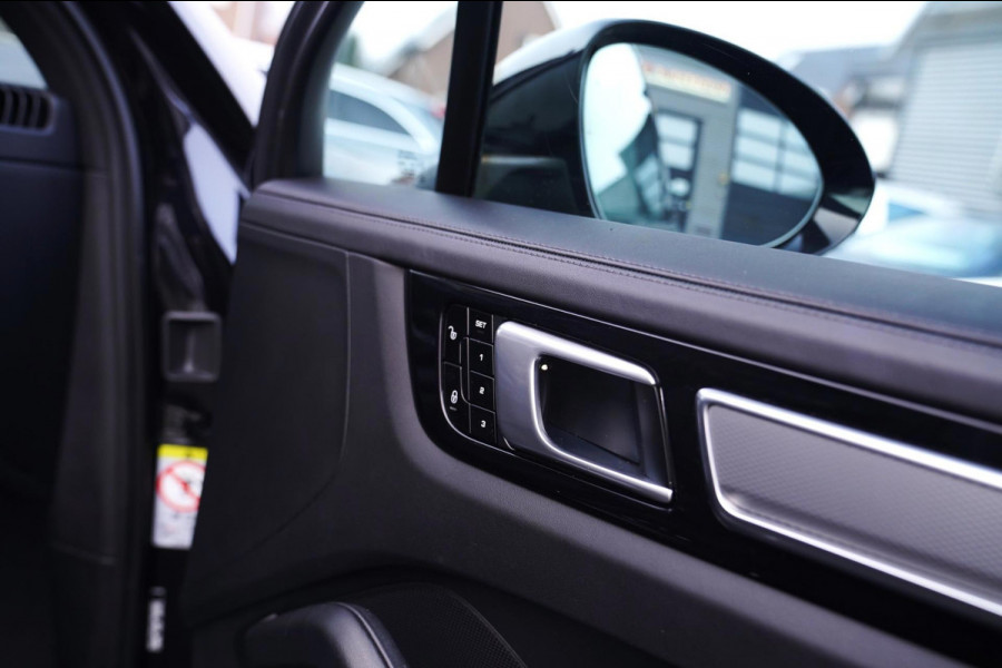 Porsche Cayenne 3.0 S | Panorama | Dealer onderhouden | 360 Camera | Stoelverkoeling | Sport onderstel | Bose Sound System | NAP