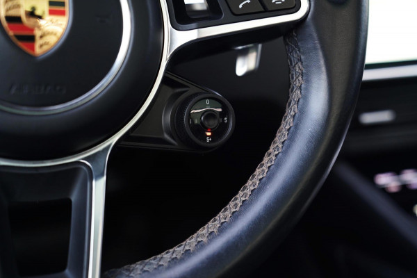Porsche Cayenne 3.0 S | Panorama | Dealer onderhouden | 360 Camera | Stoelverkoeling | Sport onderstel | Bose Sound System | NAP