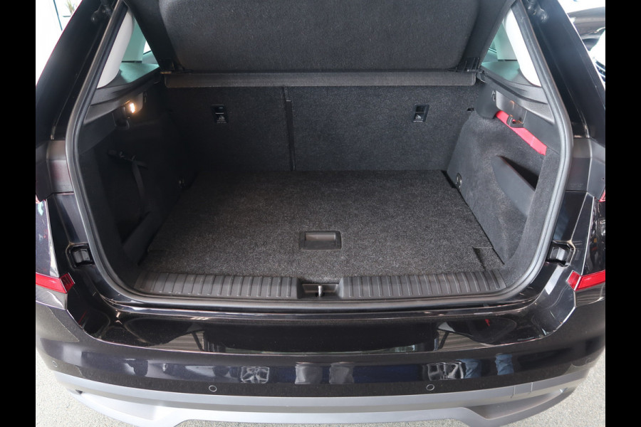 Škoda Kamiq 1.0 TSi 115pk DSG Business Edition LEDER/KEYLESS/VIRTUAL/CARPLAY/PDC/17INCH
