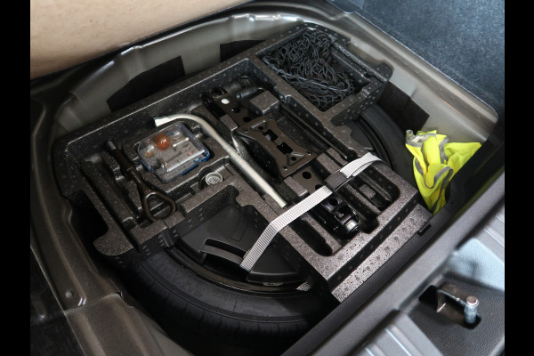 Škoda Kamiq 1.0 TSi 115pk DSG Business Edition LEDER/KEYLESS/VIRTUAL/CARPLAY/PDC/17INCH