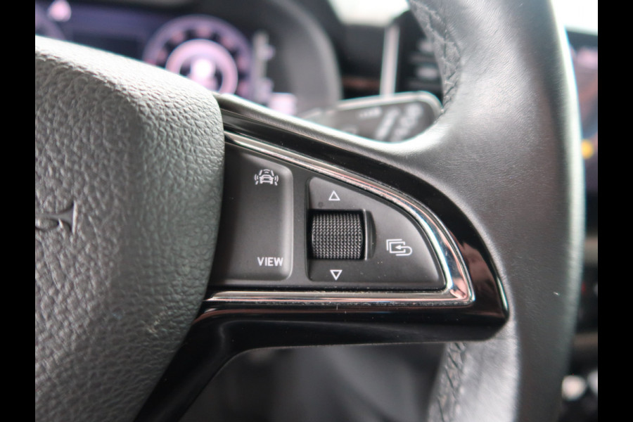Škoda Kamiq 1.0 TSi 115pk DSG Business Edition LEDER/KEYLESS/VIRTUAL/CARPLAY/PDC/17INCH