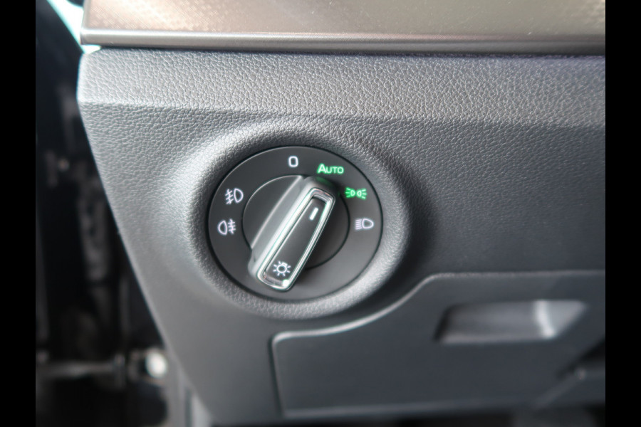 Škoda Kamiq 1.0 TSi 115pk DSG Business Edition LEDER/KEYLESS/VIRTUAL/CARPLAY/PDC/17INCH