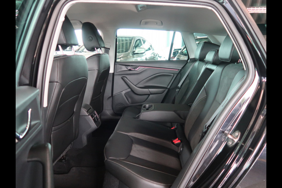 Škoda Kamiq 1.0 TSi 115pk DSG Business Edition LEDER/KEYLESS/VIRTUAL/CARPLAY/PDC/17INCH