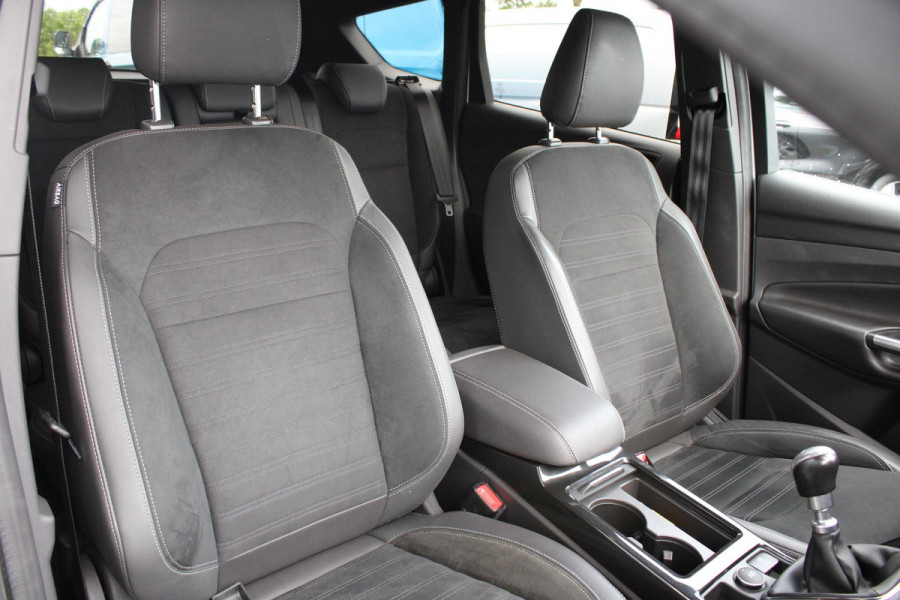 Ford Kuga 1.5 EcoBoost ST Line Unieke KM Stand! | Cruise Control | Navigatie | Climate Control |