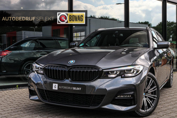 BMW 3 Serie Touring 330e - M-SPORT - CARPLAY - SFEERVERLICHTING