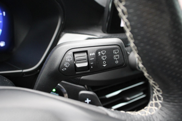 Ford FOCUS Wagon 2.3 EcoBoost ST-3 | Automaat 280pk! | Dubbele Wielset | Panoramadak | Winter Pack | Adaptive cruise control | Adaptive LED | Head up Display | Camera |