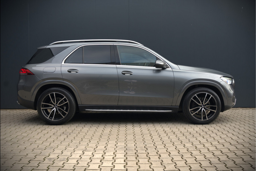 Mercedes-Benz GLE 350 D 4MATIC AMG Line | Grijs Kenteken | Marge | Adaptive Cruise Control | Stoelverwarming | Panoramadak | Trekhaak | Camera | Apple Carplay | Ambiance Verlichting | Leder | Keyless