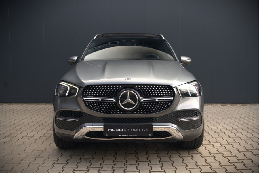 Mercedes-Benz GLE 350 D 4MATIC AMG Line | Grijs Kenteken | Marge | Adaptive Cruise Control | Stoelverwarming | Panoramadak | Trekhaak | Camera | Apple Carplay | Ambiance Verlichting | Leder | Keyless