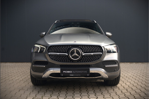 Mercedes-Benz GLE 350 D 4MATIC AMG Line | Grijs Kenteken | Marge | Adaptive Cruise Control | Stoelverwarming | Panoramadak | Trekhaak | Camera | Apple Carplay | Ambiance Verlichting | Leder | Keyless