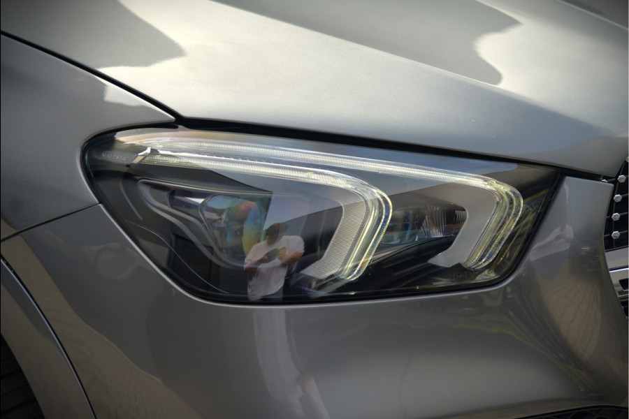 Mercedes-Benz GLE 350 D 4MATIC AMG Line | Grijs Kenteken | Marge | Adaptive Cruise Control | Stoelverwarming | Panoramadak | Trekhaak | Camera | Apple Carplay | Ambiance Verlichting | Leder | Keyless
